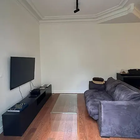 Goodguest - Amazing Batignolles Bail Mobilite * 파리