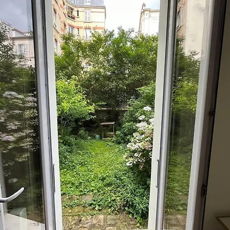 Goodguest - Amazing Batignolles Bail Mobilite * 파리